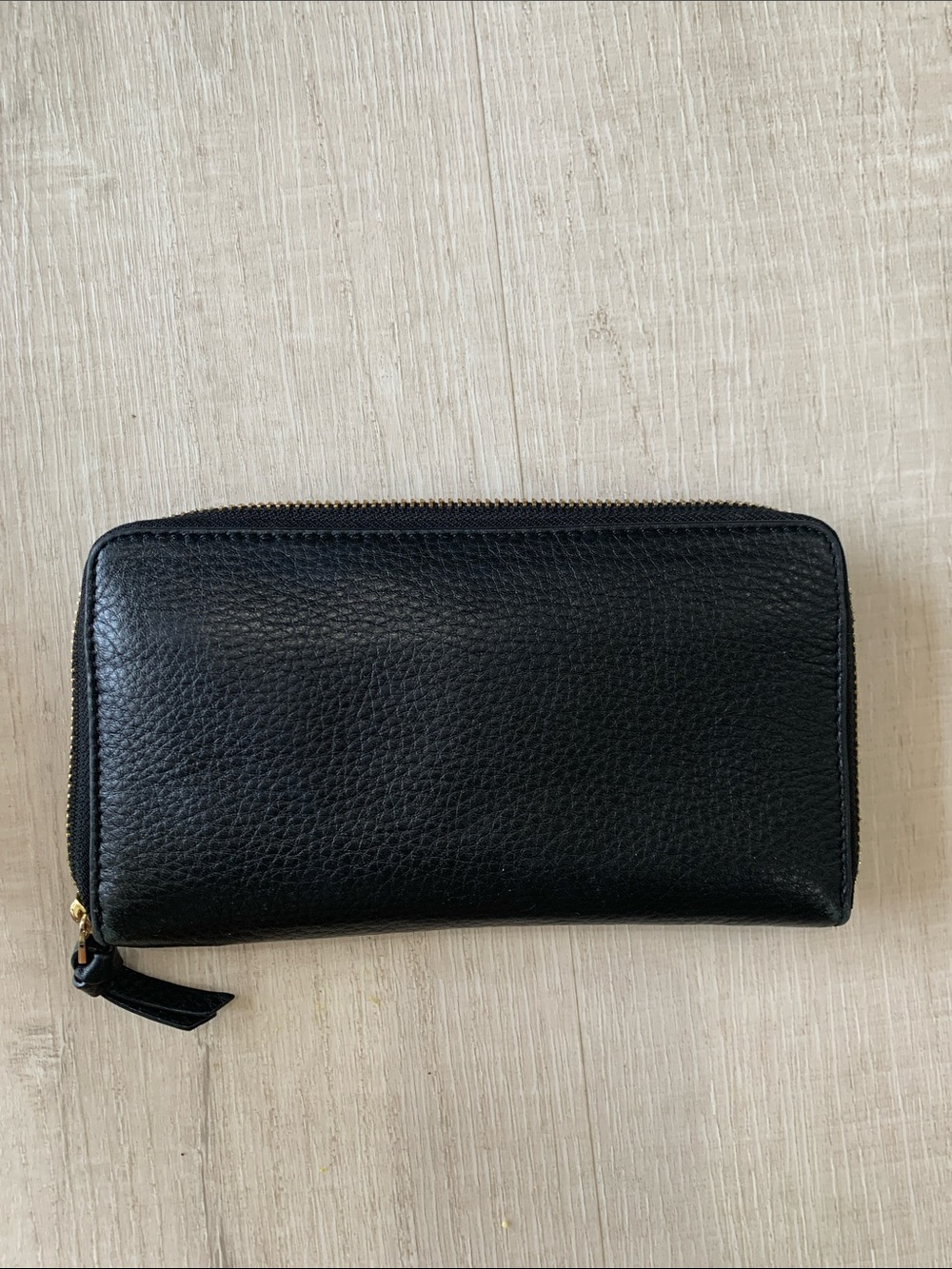 Tory Burch Black Leather Zip-Around Wallet with Gold Logo - Picture 3 of 3